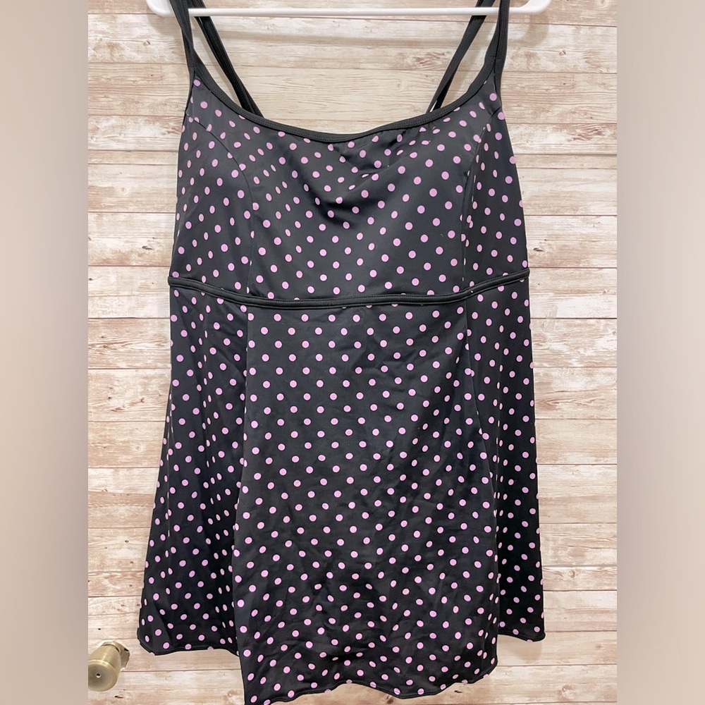 Longitude Plus Women’s Swimsuit. 20W. Swim Dress. Black/lavender polka dots. NWT